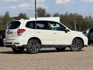 Subaru Forester 2017 White
