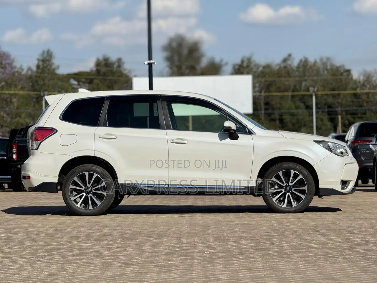 Subaru Forester 2017 White