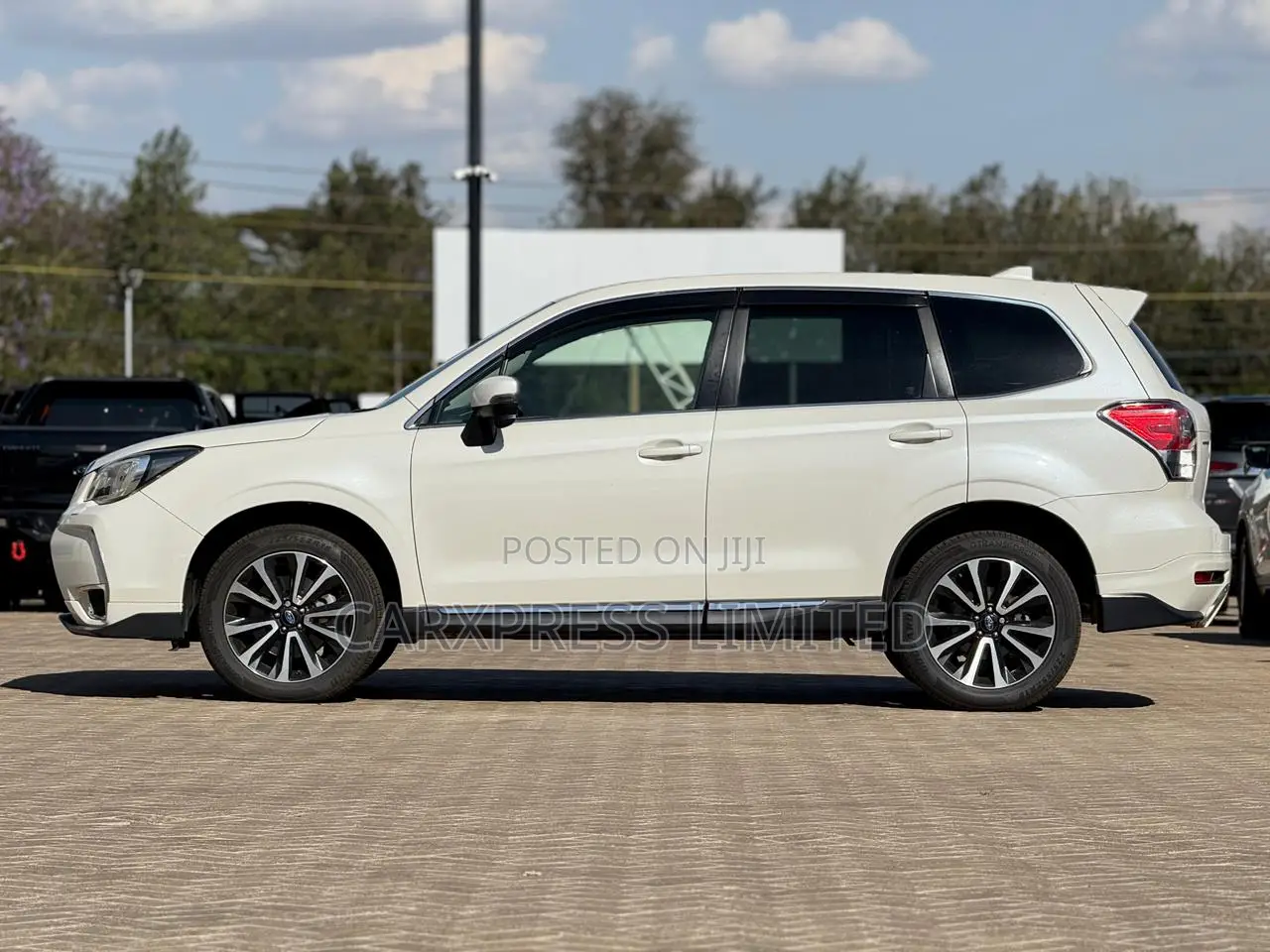 Subaru Forester 2017 White