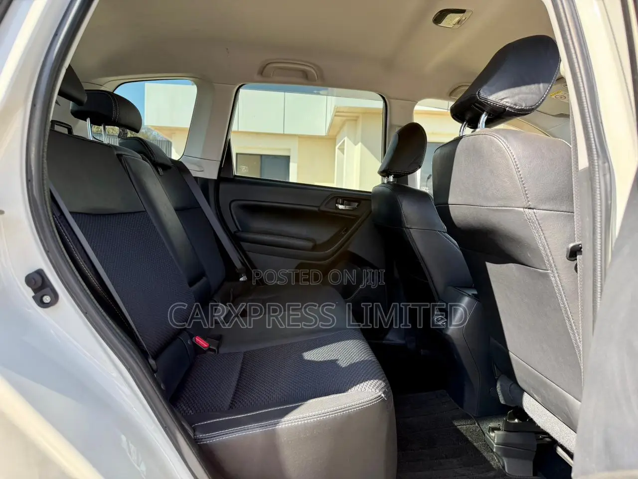 Subaru Forester 2017 White
