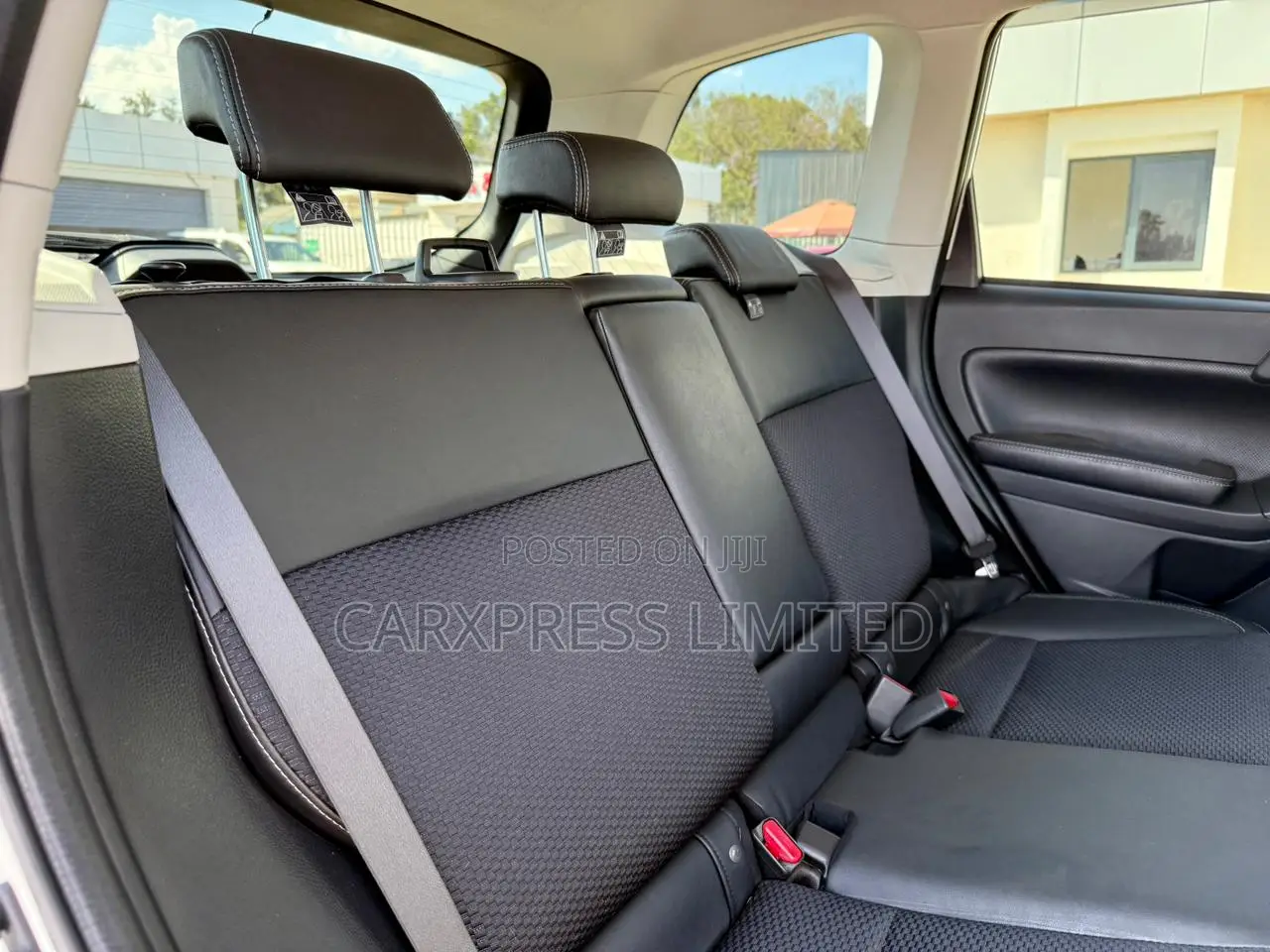 Subaru Forester 2017 White