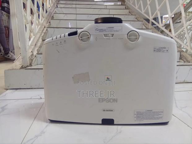 Epson G6250w With 6500lumens Ex Uk Projector - thumbnail 3