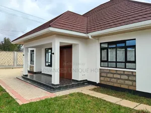 3bdrm Bungalow in Blossom, Eldoret West for sale