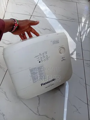 Panasonic PTVW 535n Ex Uk Projector 5000lumens