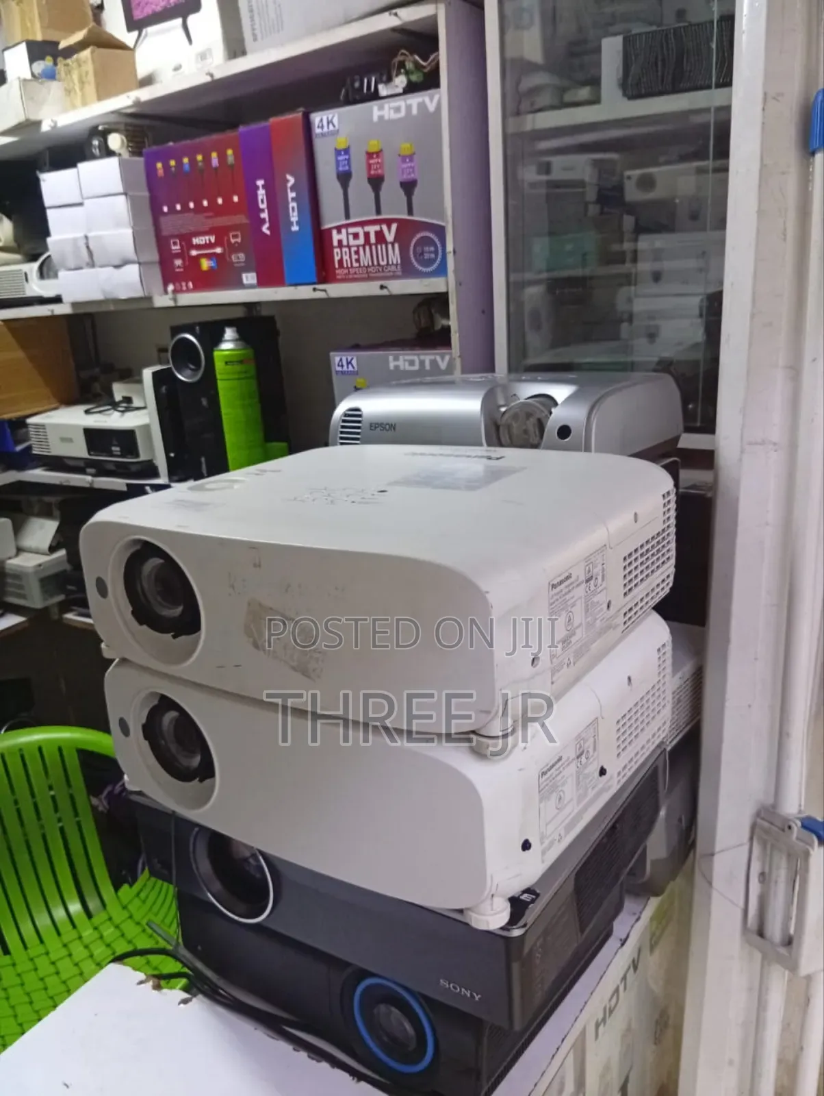 Panasonic PTVW 535n Ex Uk Projector 5000lumens