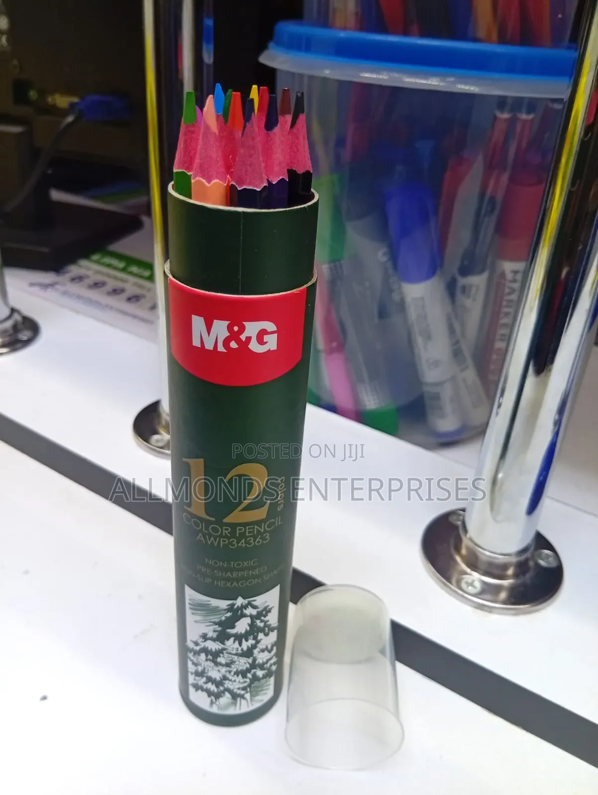 A Packet of 12pcs M G Color Pencil - 12 Colors