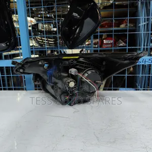 Ractis 2012 Xenon Headlight Available