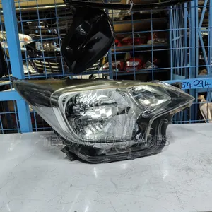 Ractis 2012 Xenon Headlight Available