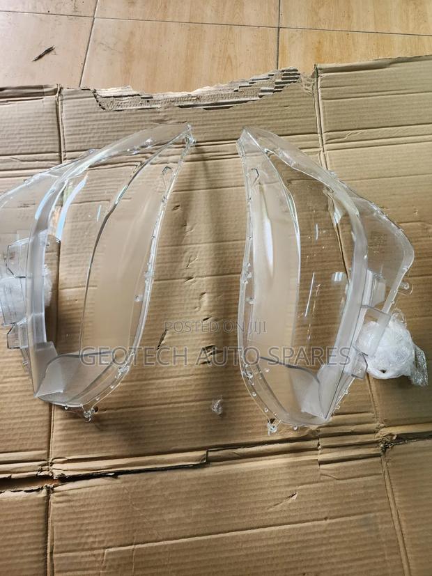 Mazda Cx9 Headlight Lens - main view