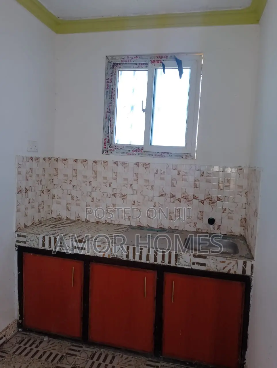 1bdrm Bedsitter in Vikwatani, Utange for rent