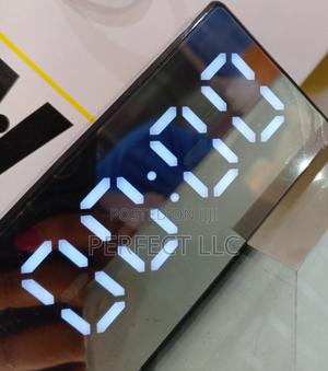 Table Clock Wifi Camera - Supports 24/7 Cyclic Recording Capability - thumbnail 2