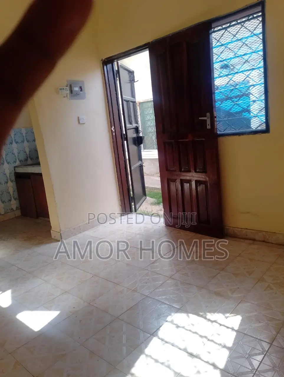 1bdrm Bedsitter in Kiembeni for rent