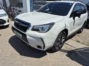 Subaru Forester 2018 White