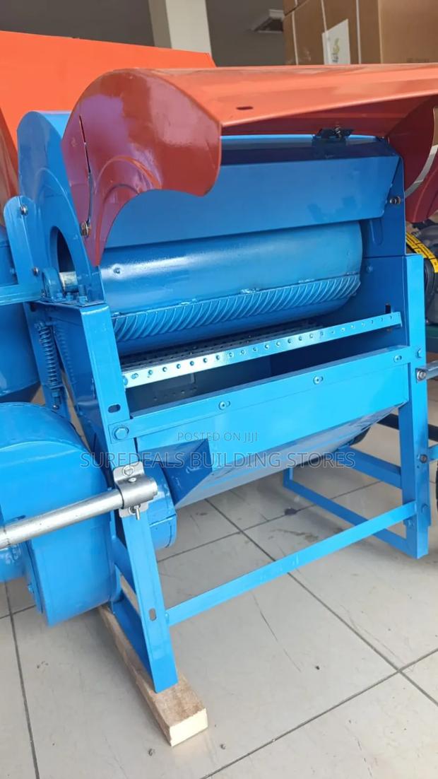Multi-Fuctional Thresher Machine With 7.5hp Gasoline Engine - thumbnail 3