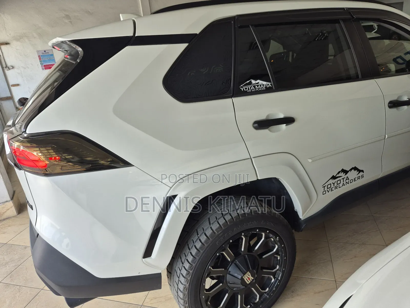 Toyota RAV4 2019 White