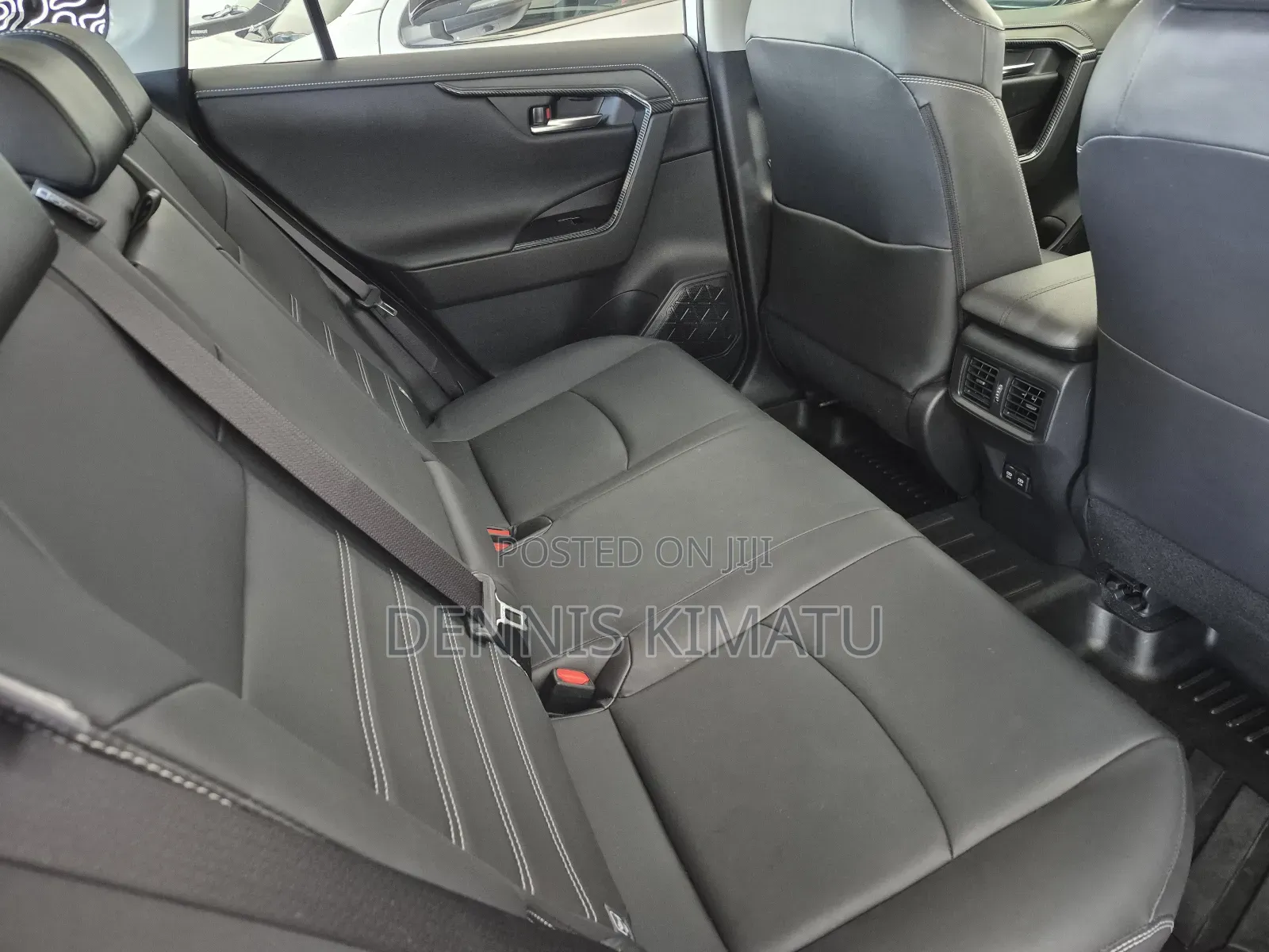 Toyota RAV4 2019 White