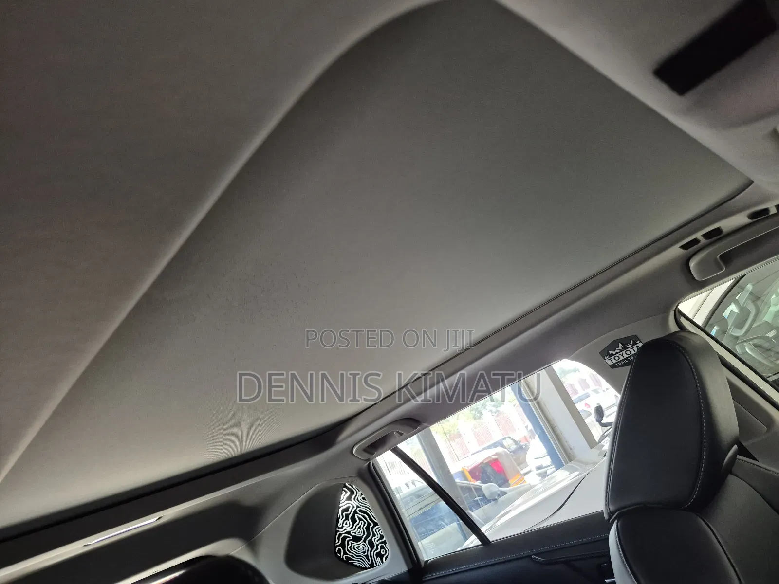 Toyota RAV4 2019 White