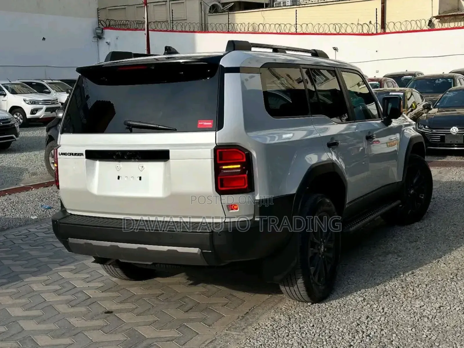 Toyota Land Cruiser Prado 2.8 2024 White