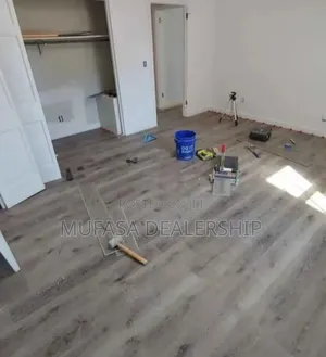 Laminated Flooring/Laminates