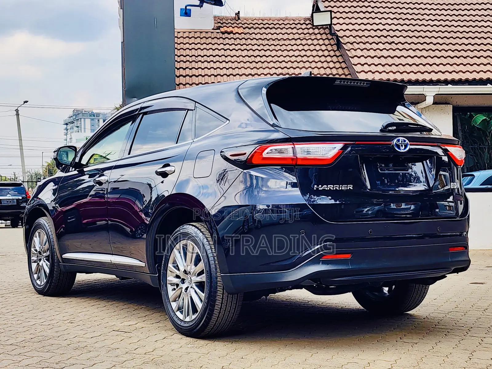 Toyota Harrier 2.5 Hybrid 4WD 2018 Black