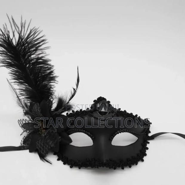 Feather Black Party Mask - main view