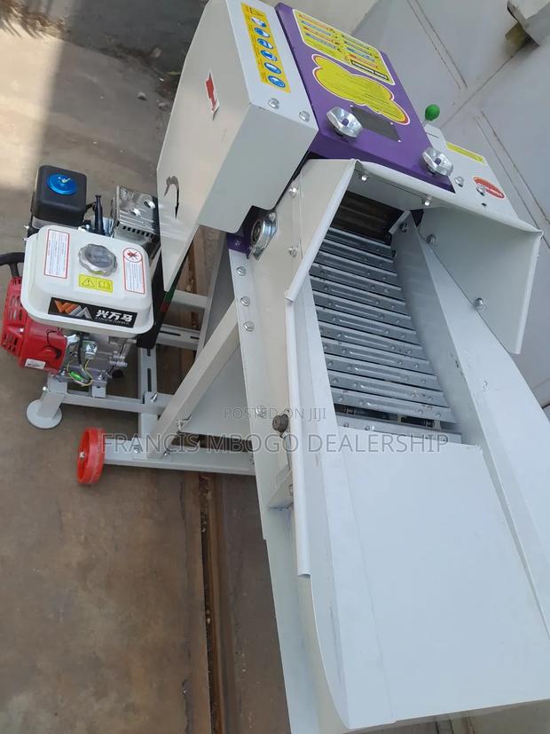 Engine Fitted Chopper Grinder High Speed - thumbnail 3