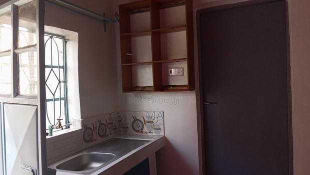 1bdrm Bedsitter in Tarabiha Estate, Mihango for rent - main view
