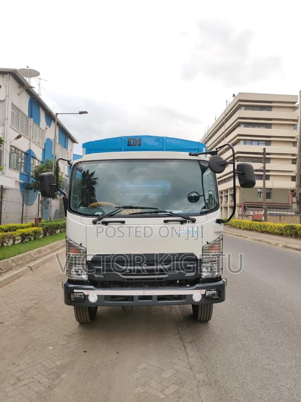 Isuzu Frr90 Blue Power - thumbnail 3