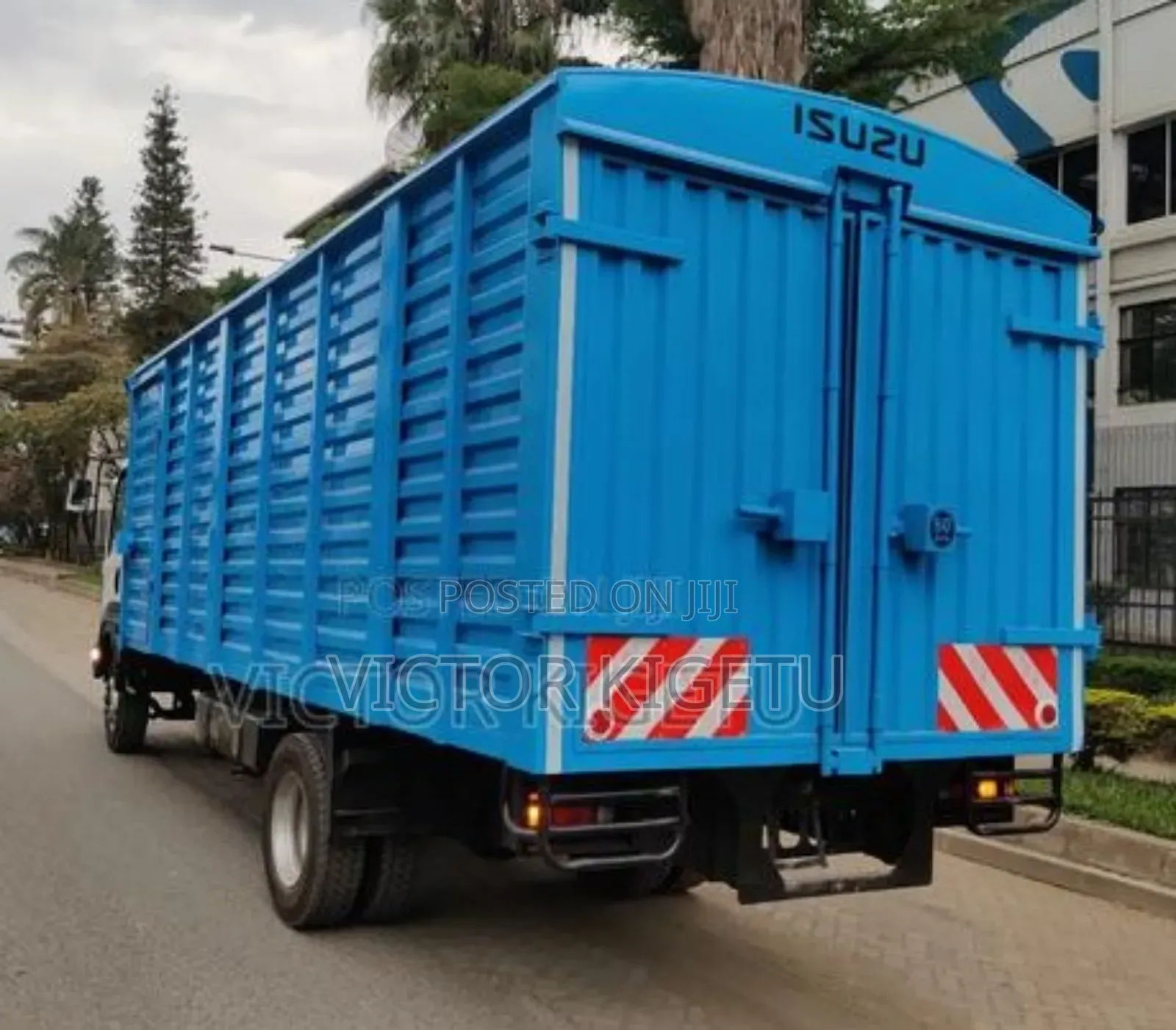 Isuzu Frr90 Blue Power