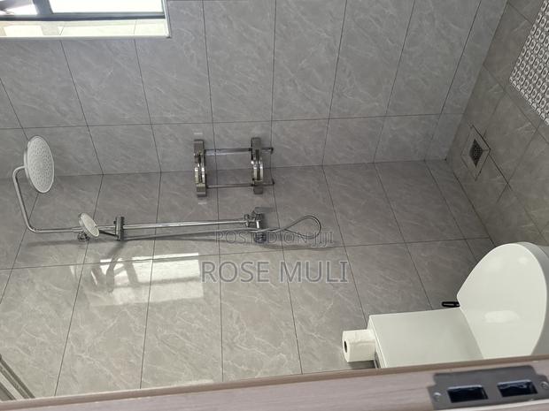 1 Bedroom Airbnb Apartment in Ruaka - thumbnail 7