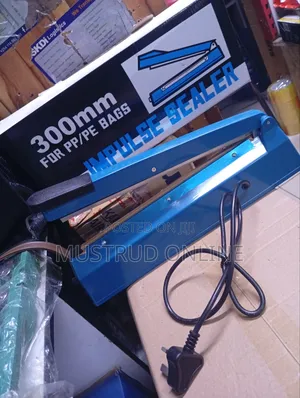 Compact Size Hand Operator Impulse Sealer