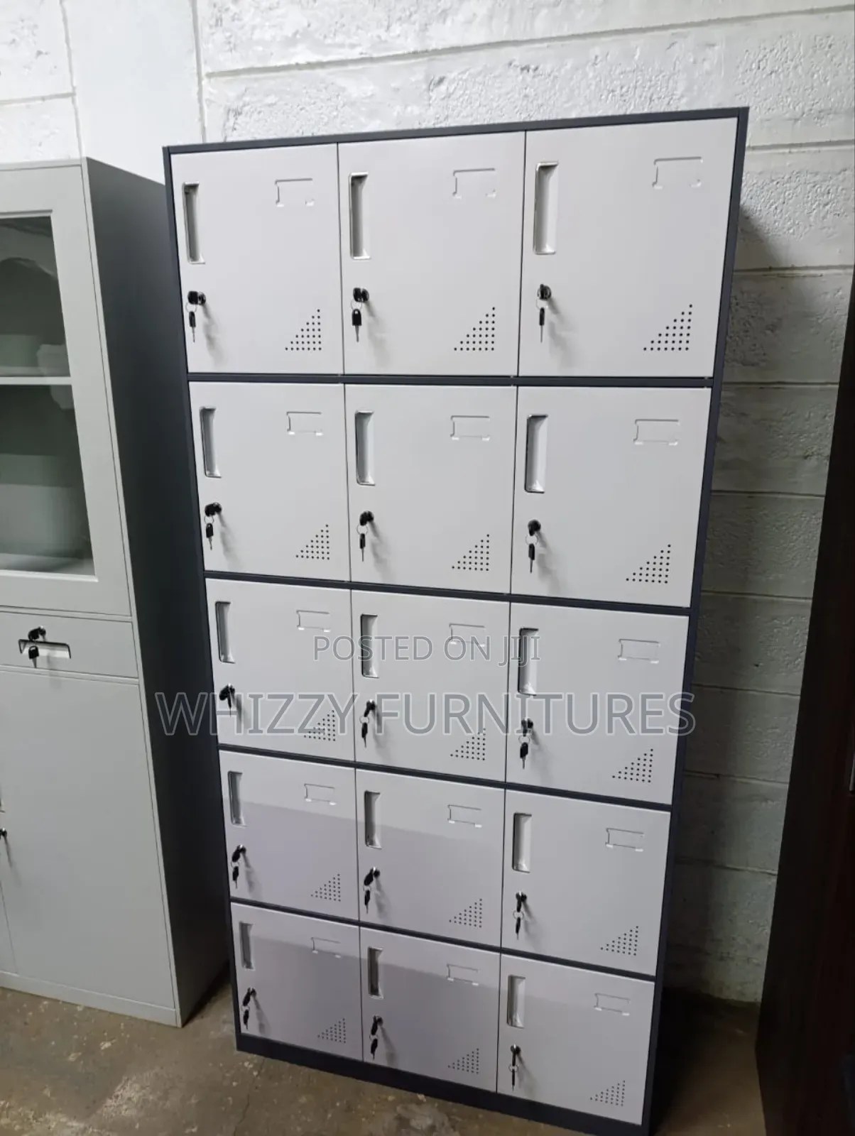 15-Locker Steel Storage Cabinet