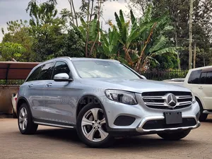 Mercedes-Benz GLC-Class 2016 Blue