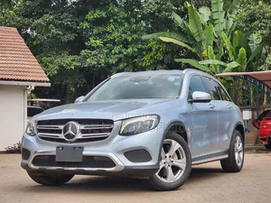 Mercedes-Benz GLC-Class 2016 Blue