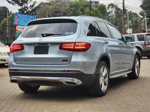 Mercedes-Benz GLC-Class 2016 Blue