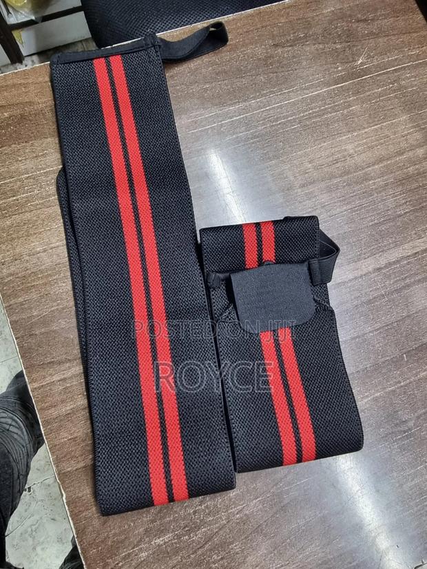 Wrist Wraps With Thumb Loops - thumbnail 2