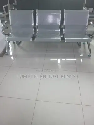 Airport-Style Waiting Seat
