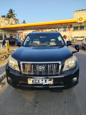 Toyota Land Cruiser Prado 2012 Black