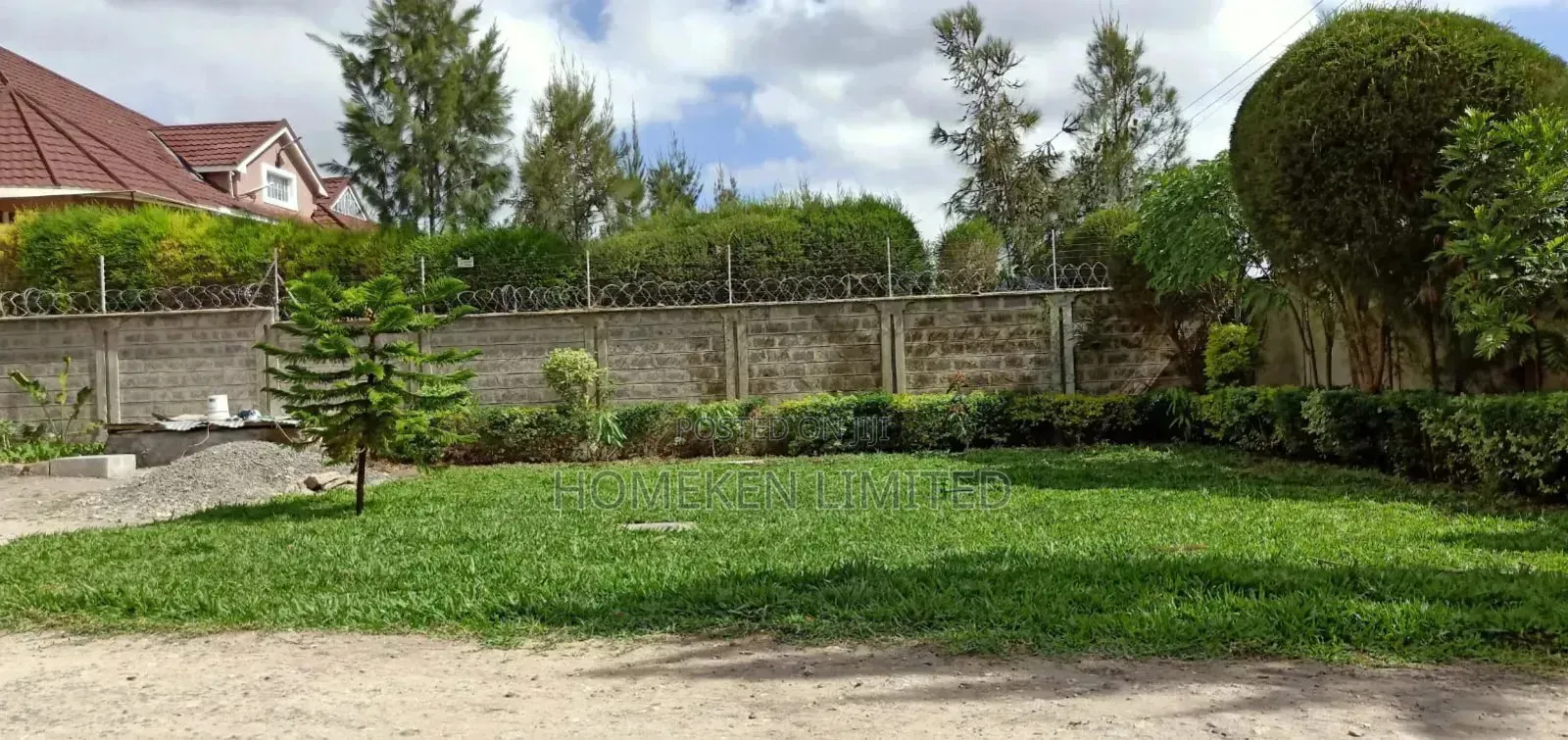 6bdrm Maisonette in Kitengela for sale