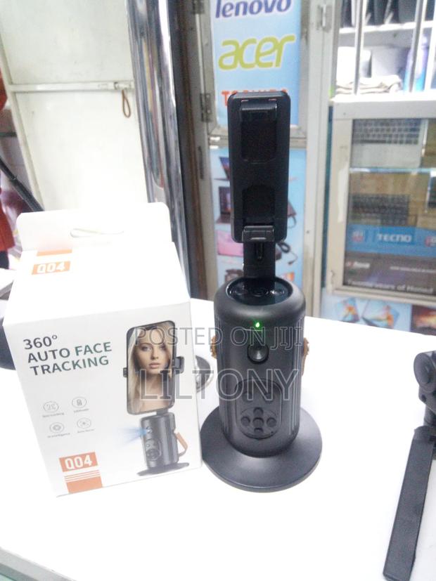 360 Degrees Horizontal Face Tracking Gadget - main view