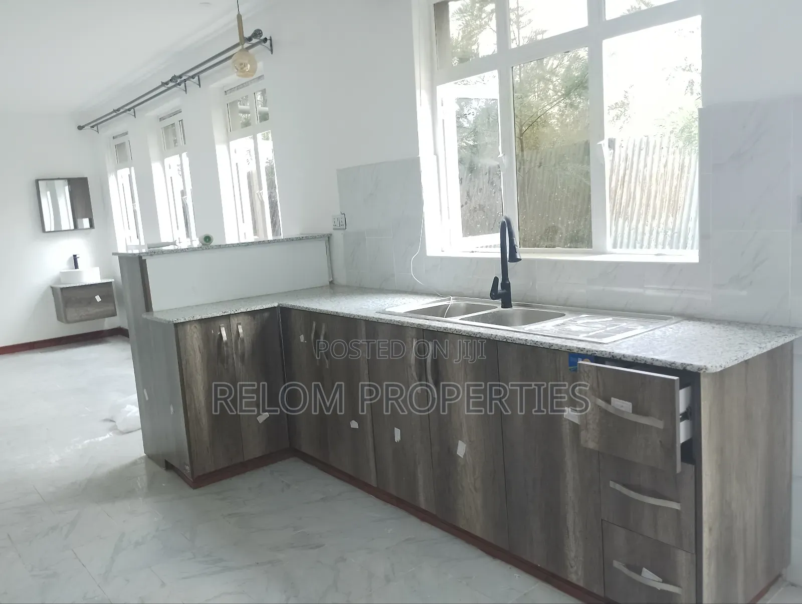 4bdrm Maisonette in Karen for rent
