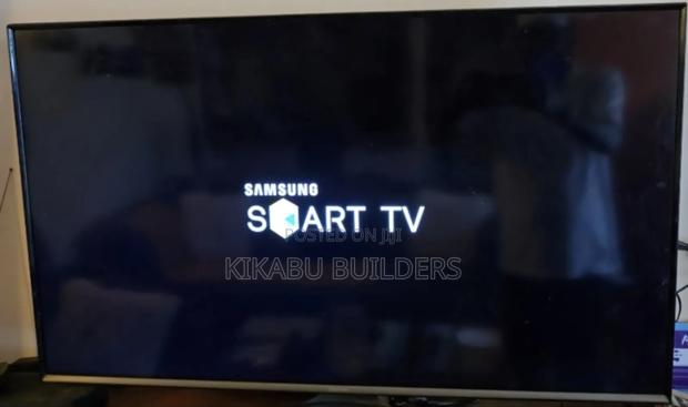 Price Reduced!!40 Inch Samsung Smart Tv on Sale With Stand