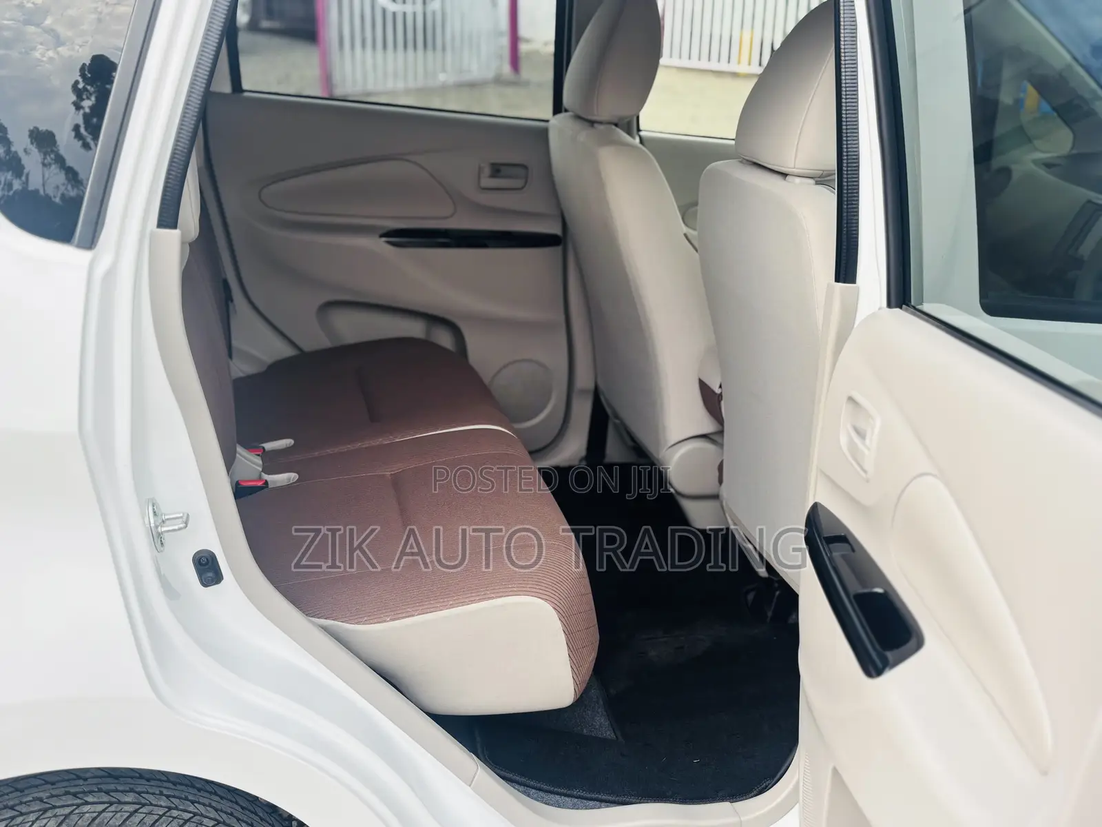 Mitsubishi EK Wagon 2018 White