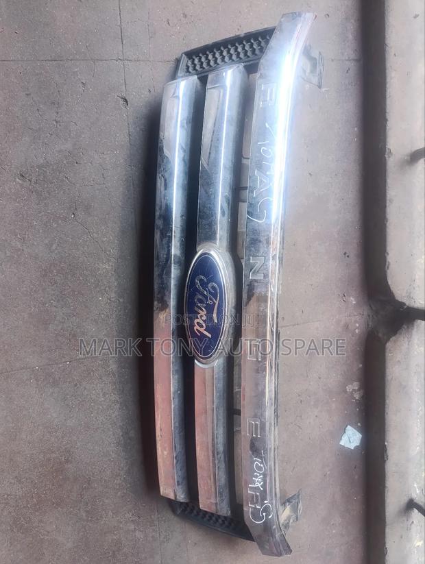 Ford Ranger 2010 Grill - main view