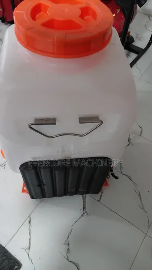 Backpack Knapsack Sprayer Machine 25litres Four Stroke Engine.