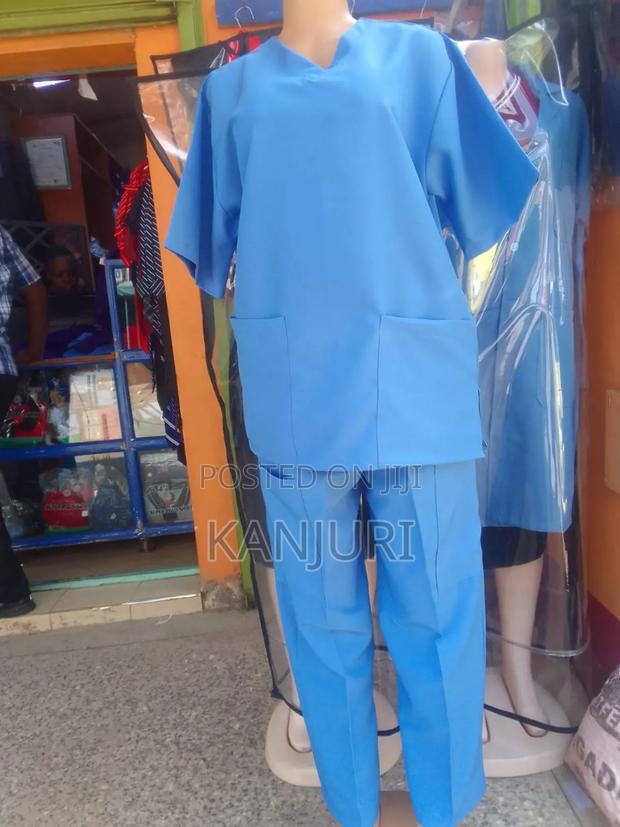 Mature Personnel Scrubs - thumbnail 4