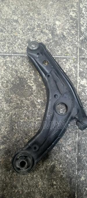 Toyota Axio/Probox/Fielder 2014 - thumbnail 2