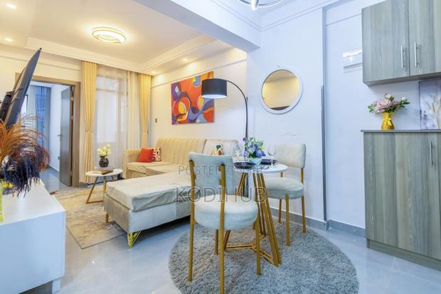 Comfy 1 Bedroom Airbnb in Kileleshwa - thumbnail 3