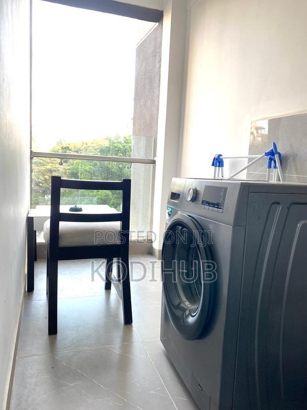 Comfy 1 Bedroom Airbnb in Kileleshwa - thumbnail 5