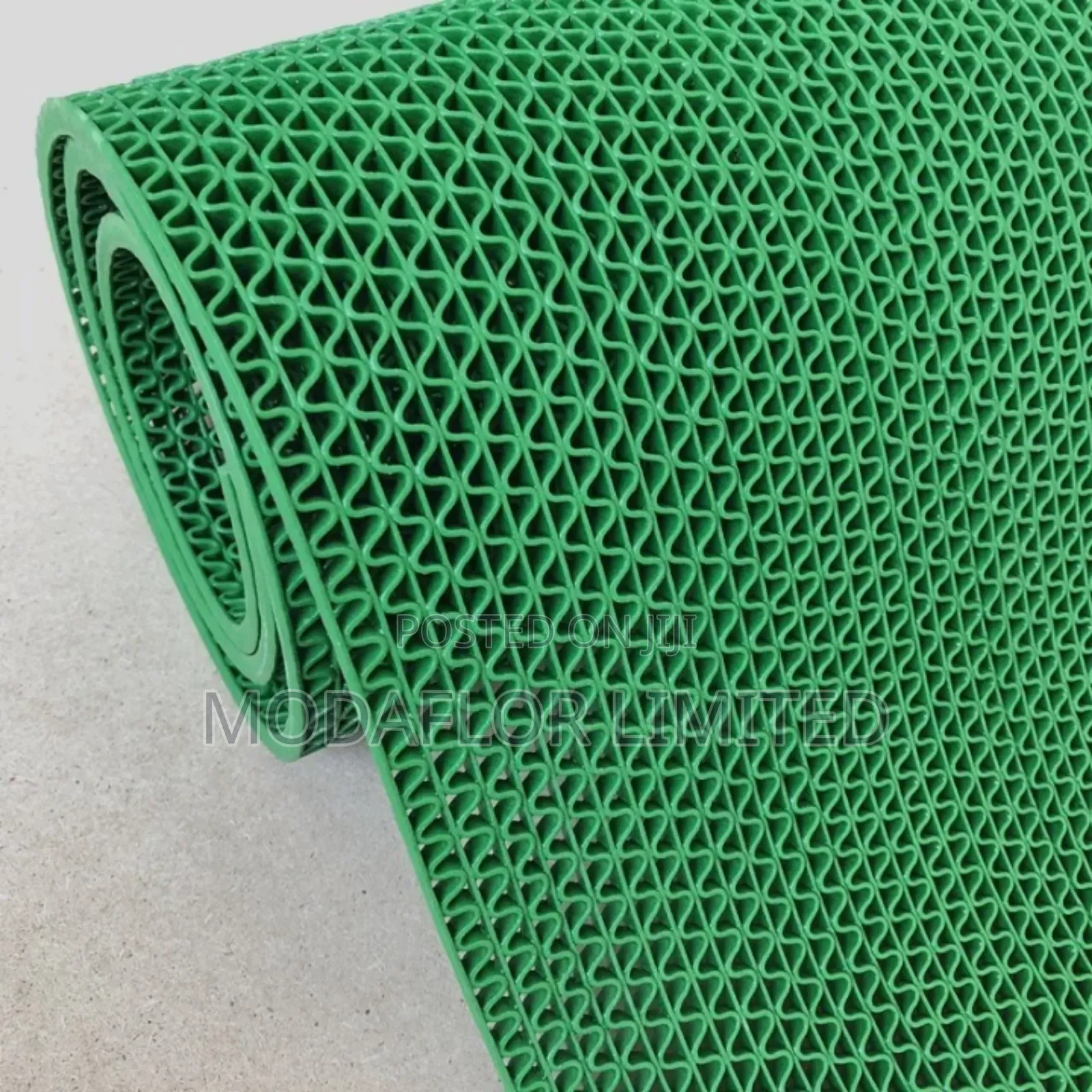High-Grip PVC Mat for Wet Areas – Stylish Protection From Slips 